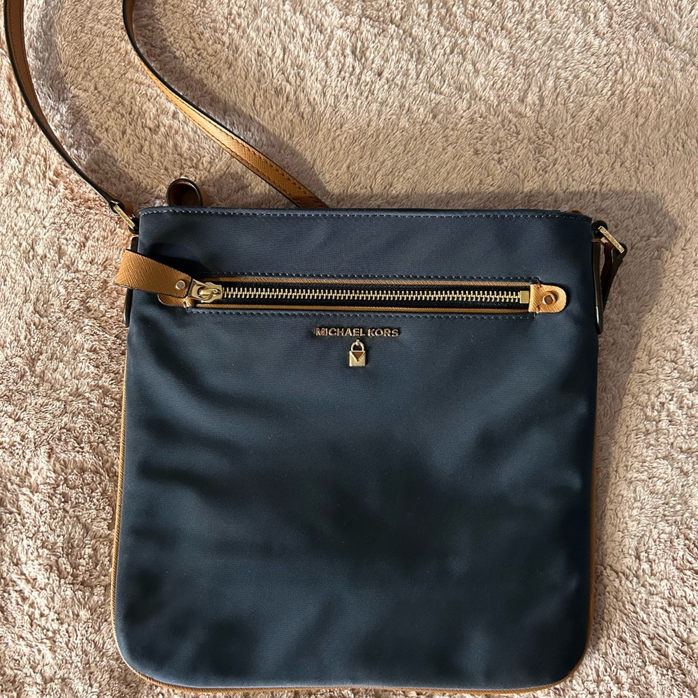 Michael Kors, Crossbody purse